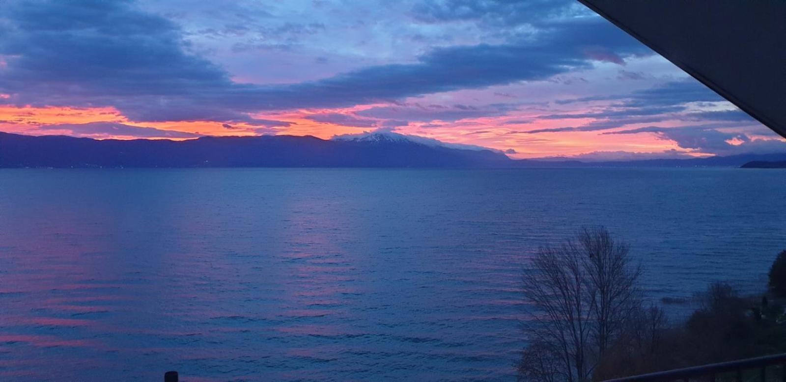 Royal View Apartments Struga Exteriör bild